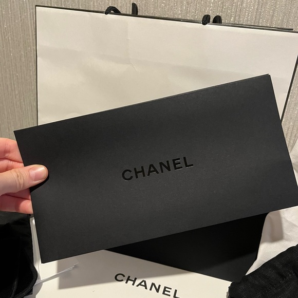 CHANEL dustbags + packaging bundle - Picture 6 of 8